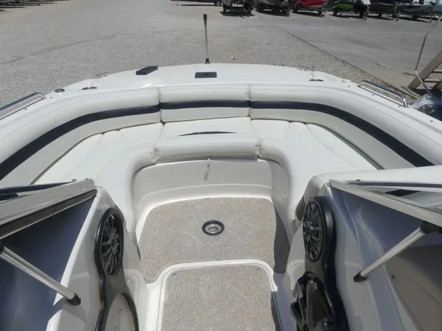 Slide: The Image of Larson Escape 204 Deck Boat 2008 - 24