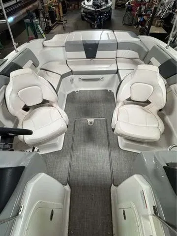 Slide: The Image of Chaparral 23 SSi 2020 - 10