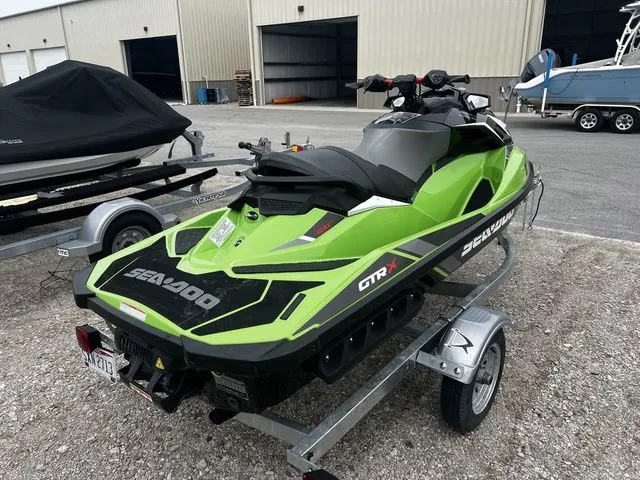Slide: The Image of Sea-Doo GTR 2018 - 2