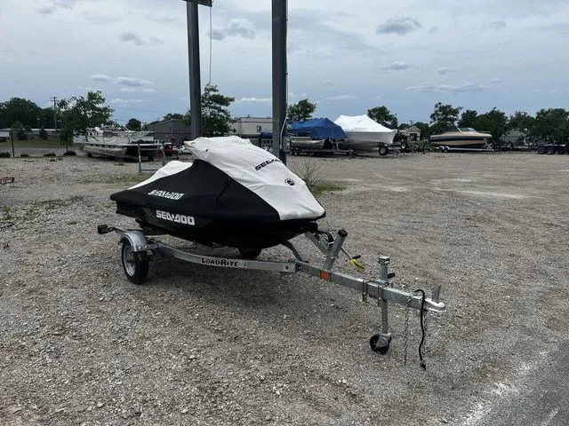 Slide: The Image of Sea-Doo GTR 2018 - 12