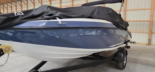 Slide: The Image of Yamaha SX190 2020 - 3
