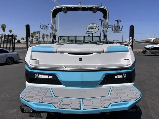 Slide: The Image of MasterCraft NXT24 2021 - 7
