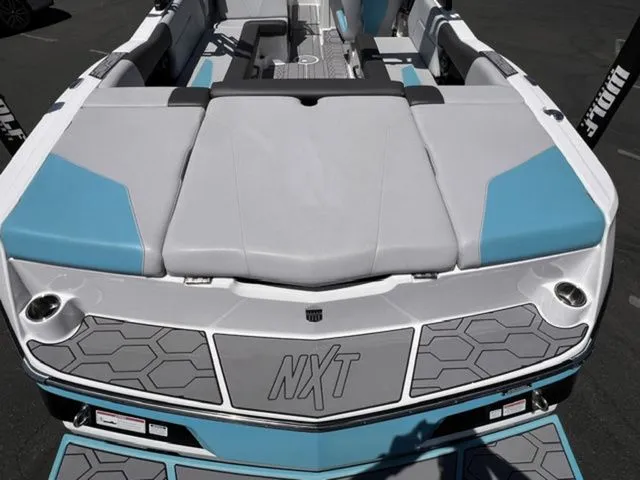 Slide: The Image of MasterCraft NXT24 2021 - 9