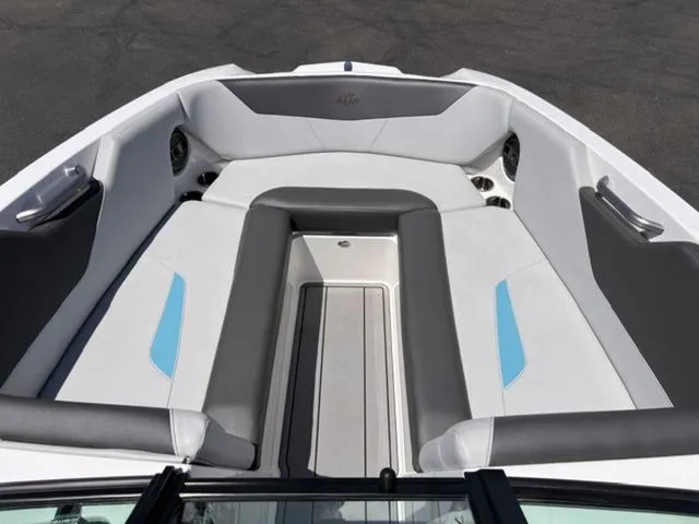 Slide: The Image of MasterCraft NXT24 2021 - 17