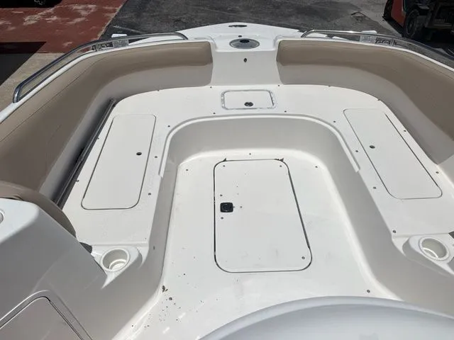Slide: The Image of Hurricane Fun Deck 226 CC 2006 - 10