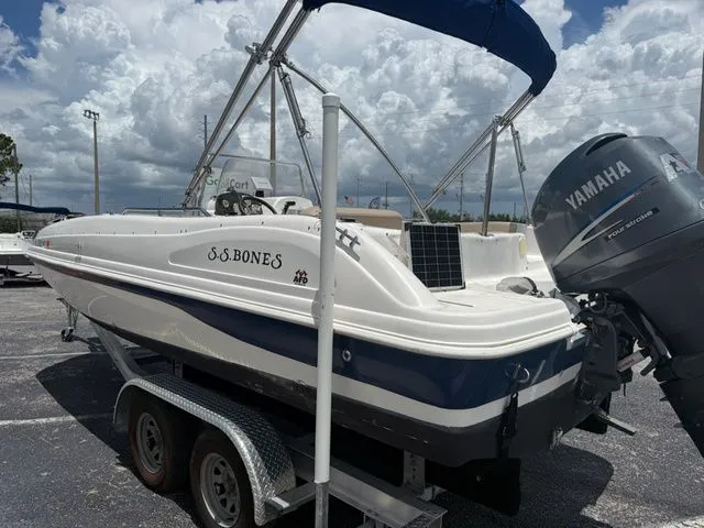Slide: The Image of Hurricane Fun Deck 226 CC 2006 - 6