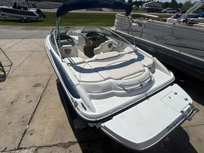 Slide: The Image of Crownline Boats 206ls 2005 - 4
