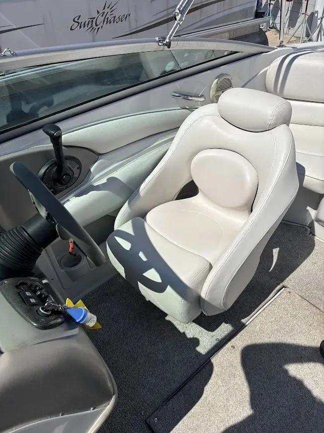 Slide: The Image of Crownline Boats 206ls 2005 - 8