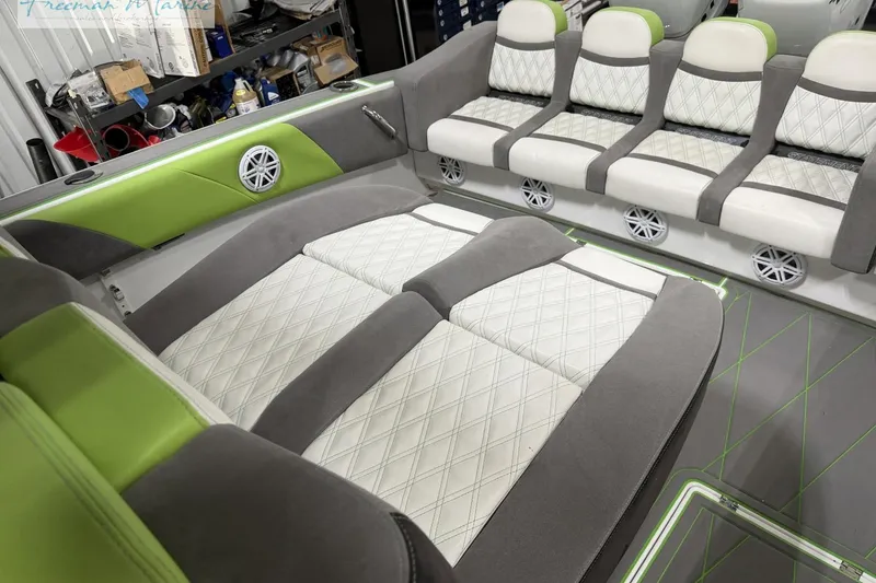 Slide: The Image of Luxurious interior of 2017 Statement 380 Open boat with stylish seating and modern design. - 25