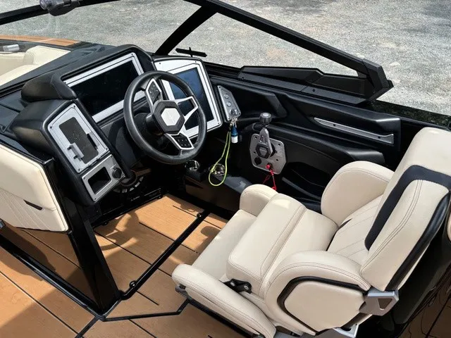 Slide: The Image of Supra SA 400 2023 - 17