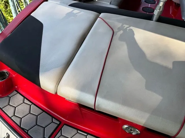 Slide: The Image of MasterCraft NXT22 2016 - 12