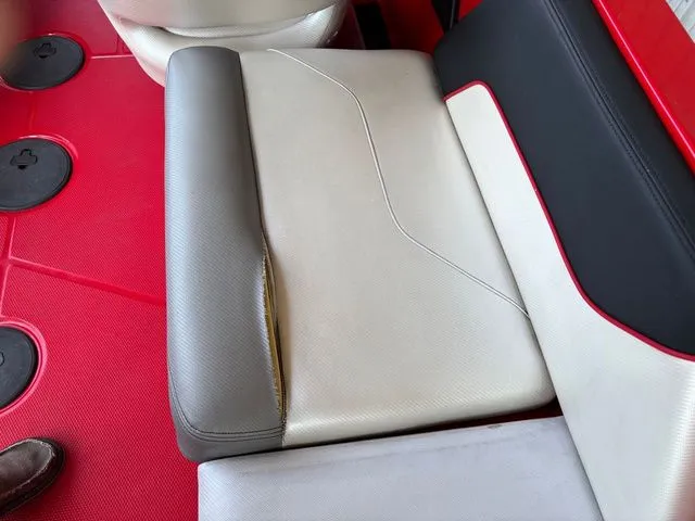 Slide: The Image of MasterCraft NXT22 2016 - 25