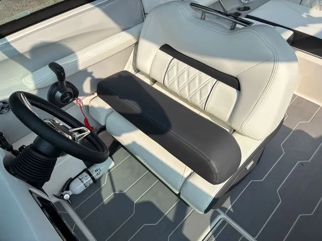 Slide: The Image of Regal Regal LS2 Surf 2023 - 10