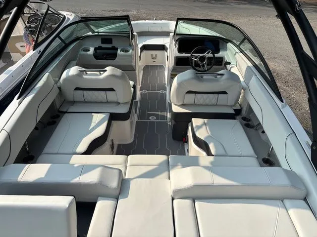 Slide: The Image of Regal Regal LS2 Surf 2023 - 18