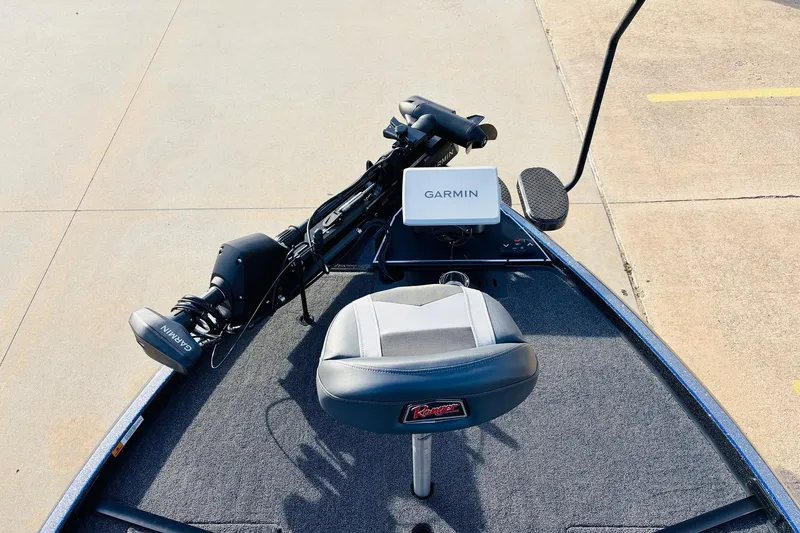 Slide: The Image of 2026 Ranger Z521 boat deck with Garmin equipment and seating. - 13
