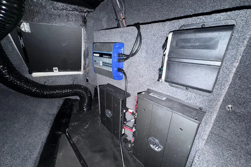 Slide: The Image of 2022 Malibu Wakesetter 23 LSV interior wiring and electronic components. - 19