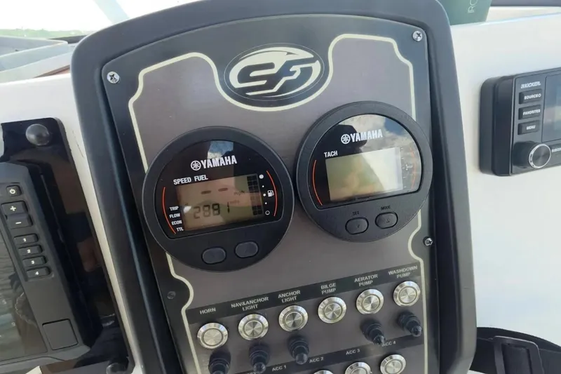 Slide: The Image of Control panel of a 2017 Sea Fox 226 Commander boat with Yamaha gauges. - 20