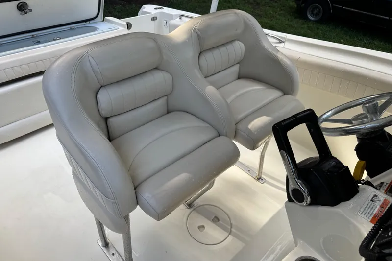 Slide: The Image of 2007 Hydra-Sports Vector 2500 CC boat interior with dual cushioned seats and steering console. - 17
