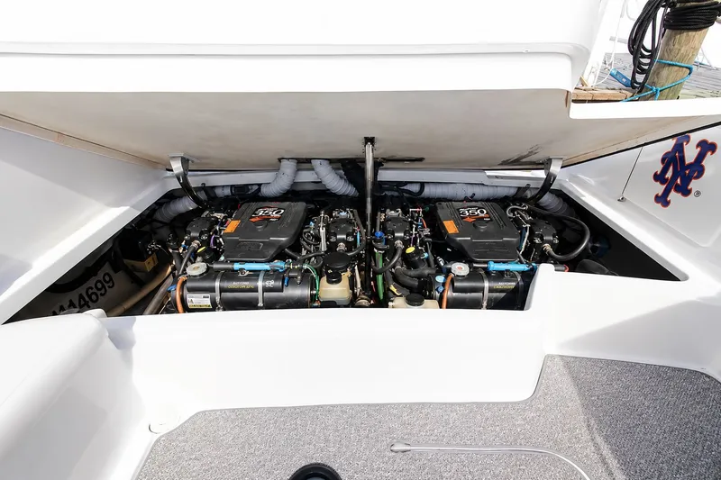 Slide: The Image of Engine compartment of a 2004 Formula 280 Sun Sport with two powerful engines. - 21