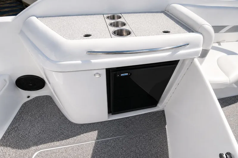 Slide: The Image of The 2004 Formula 280 Sun Sport features a sleek wet bar with built-in fridge and cup holders. - 7