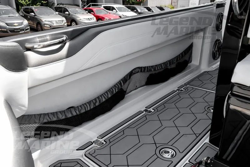 Slide: The Image of Nor-Tech 390 Sport 2024 - 46