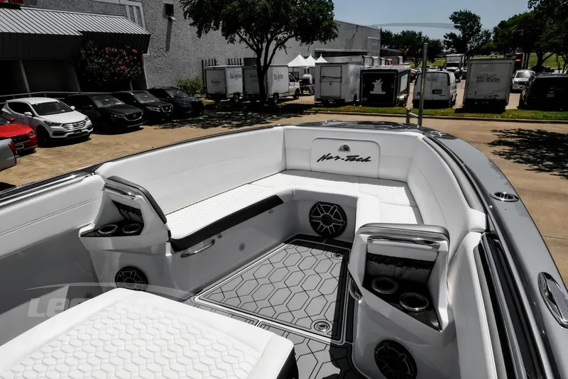 Slide: The Image of Nor-Tech 390 Sport 2024 - 38