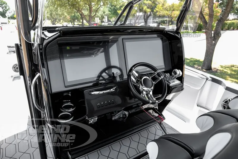 Slide: The Image of Nor-Tech 390 Sport 2024 - 11