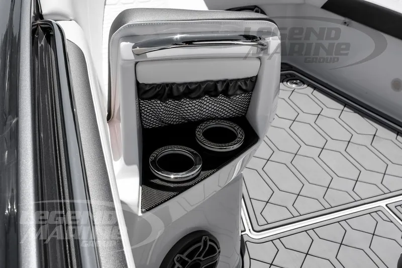 Slide: The Image of Nor-Tech 390 Sport 2024 - 41