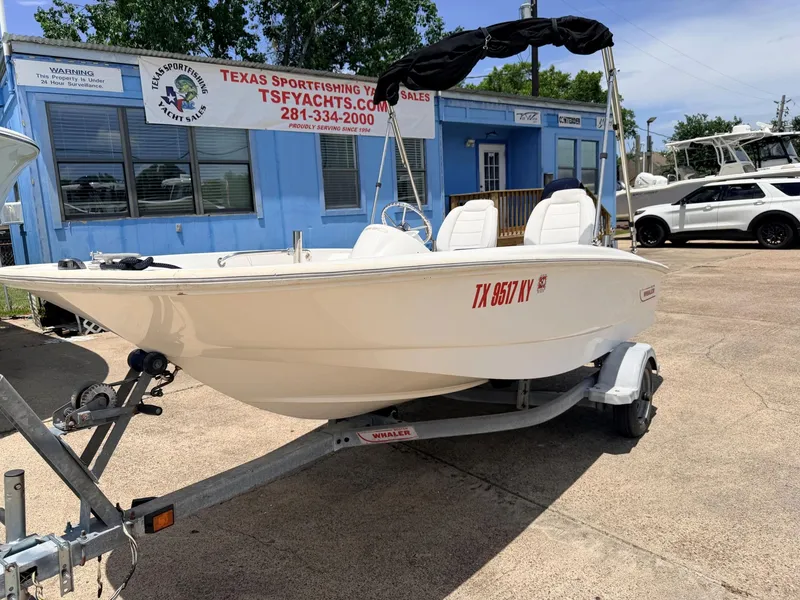 Slide: The Image of Boston Whaler 130 Super Sport 2010 - 2
