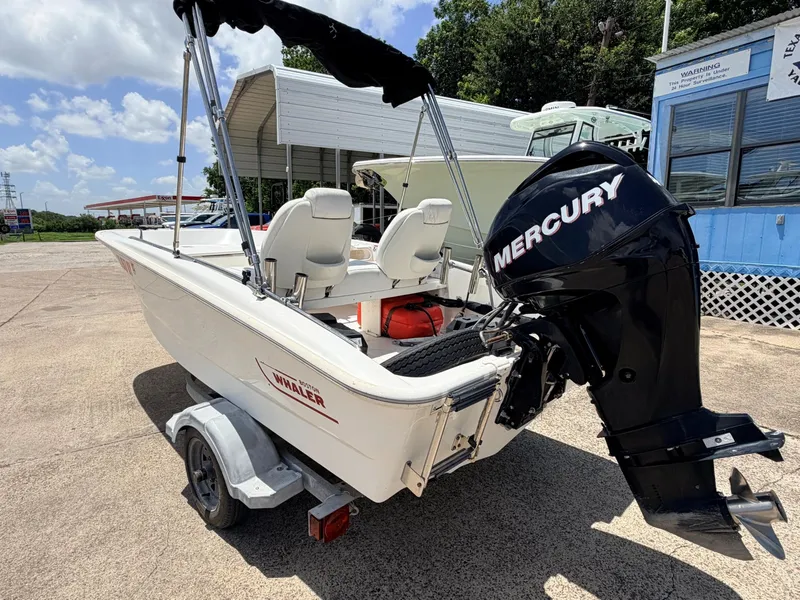 Slide: The Image of Boston Whaler 130 Super Sport 2010 - 10