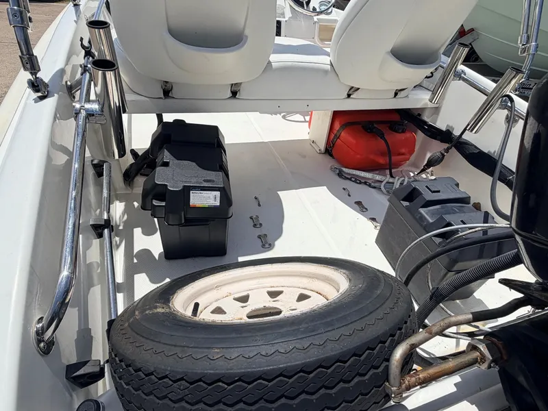 Slide: The Image of Boston Whaler 130 Super Sport 2010 - 7