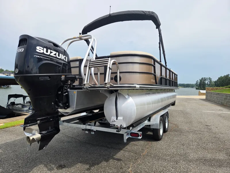 Slide: The Image of Bentley Pontoons Legacy Navigator 243 2024 - 8
