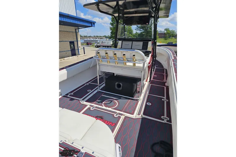 Slide: The Image of 2005 Fountain 34 Sportfish CC Open Bow with modern deck and seating. - 48