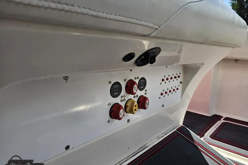 Slide: The Image of Control panel of a 2005 Fountain 34 Sportfish CC Open Bow boat. - 70