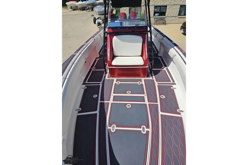 Slide: The Image of 2005 Fountain 34 Sportfish CC Open Bow with custom deck design and seating. - 80