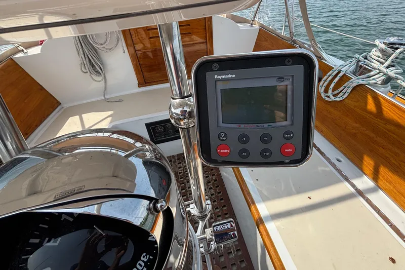 Slide: The Image of Cockpit of 1974 Hinckley Bermuda 40 MKIII with Raymarine navigation system. - 20