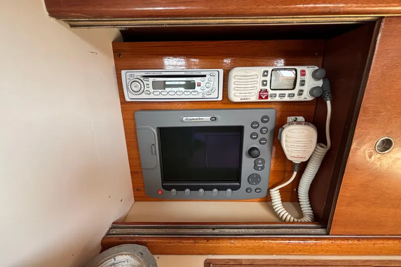Slide: The Image of Navigation and communication equipment on a 1974 Hinckley Bermuda 40 MKIII sailboat. - 44