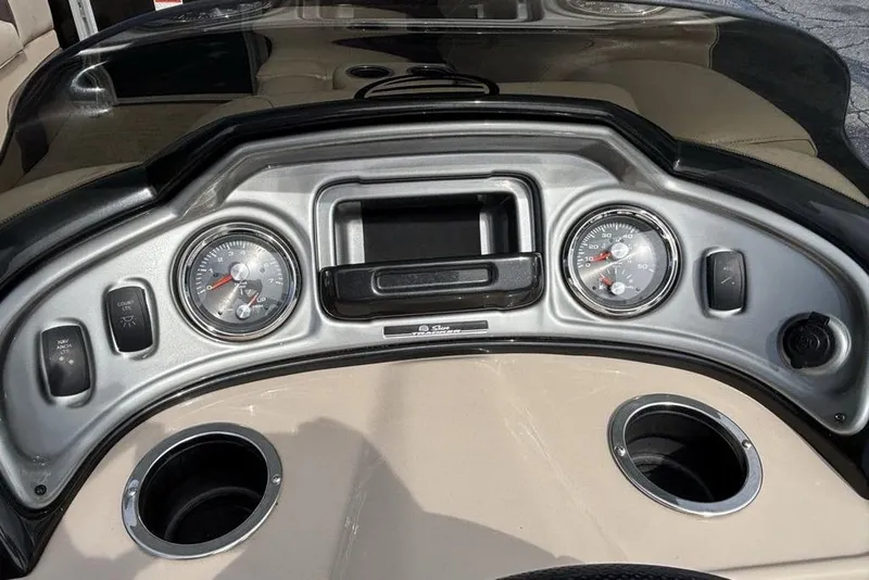 Slide: The Image of Dashboard of a 2019 Sun Tracker Party Barge 22 RF DLX pontoon boat. - 21