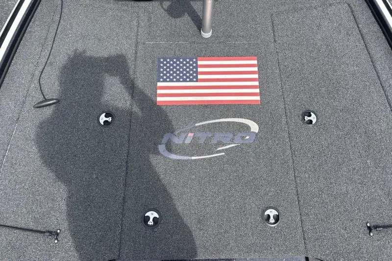 Slide: The Image of 2018 Nitro Z19 Pro boat deck with American flag and logo. - 6