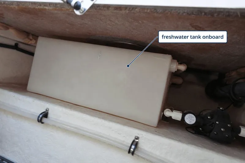 Slide: The Image of Freshwater tank onboard the 2008 Chaparral 264 Sunesta. - 29