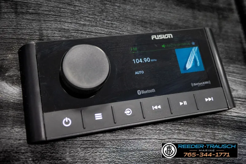 Slide: The Image of Digital audio control panel in 2026 Avalon LSZ ENT, featuring Bluetooth and SiriusXM connectivity. - 39