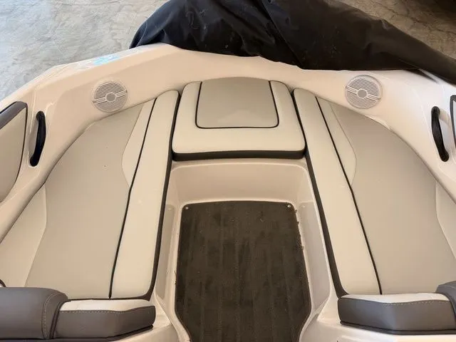 Slide: The Image of Yamaha AR190 2025 - 21