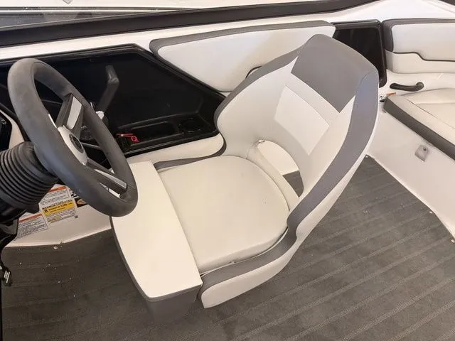 Slide: The Image of Yamaha AR190 2025 - 14