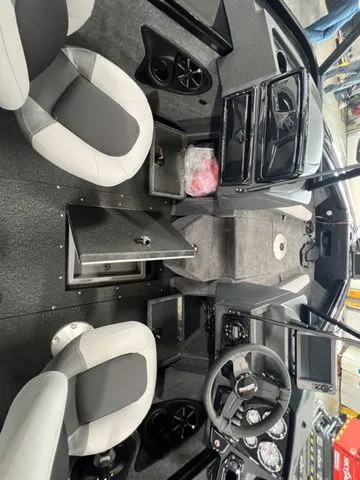 Slide: The Image of Tracker Targa V-18 Combo 2027 - 19