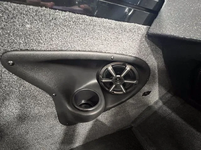 Slide: The Image of Tracker Targa V-18 Combo 2027 - 20
