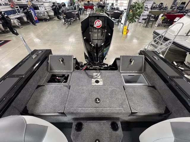 Slide: The Image of Tracker Targa V-18 Combo 2027 - 25
