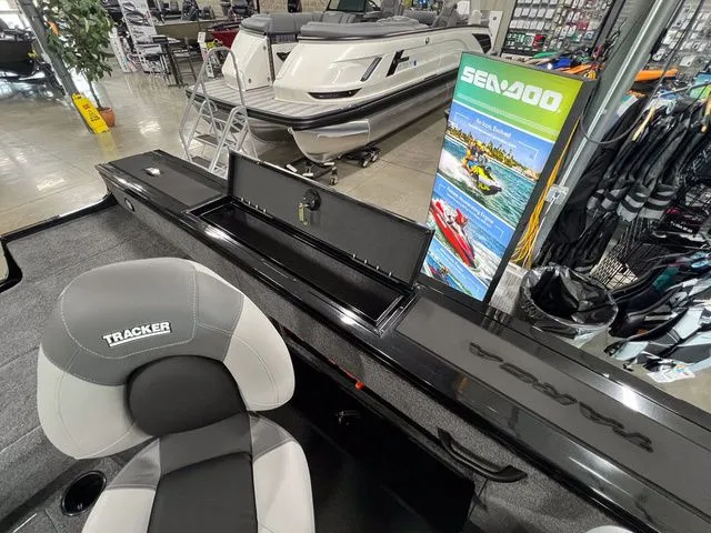Slide: The Image of Tracker Targa V-18 Combo 2027 - 23