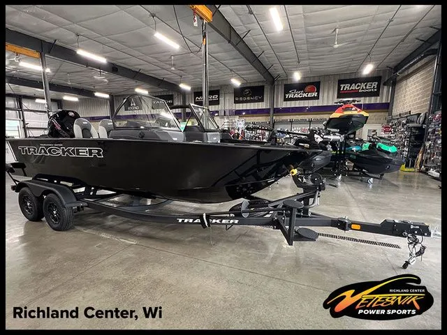The Image of Tracker Targa V-18 Combo Tournament Edition 2027 - 1
