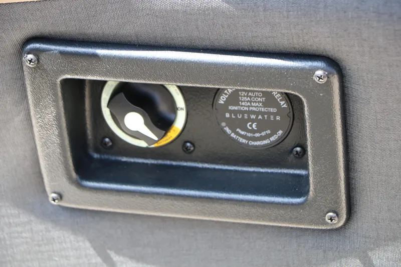 Slide: The Image of Electrical panel with voltage relay in Evotti 725QL, 2026 model. - 38