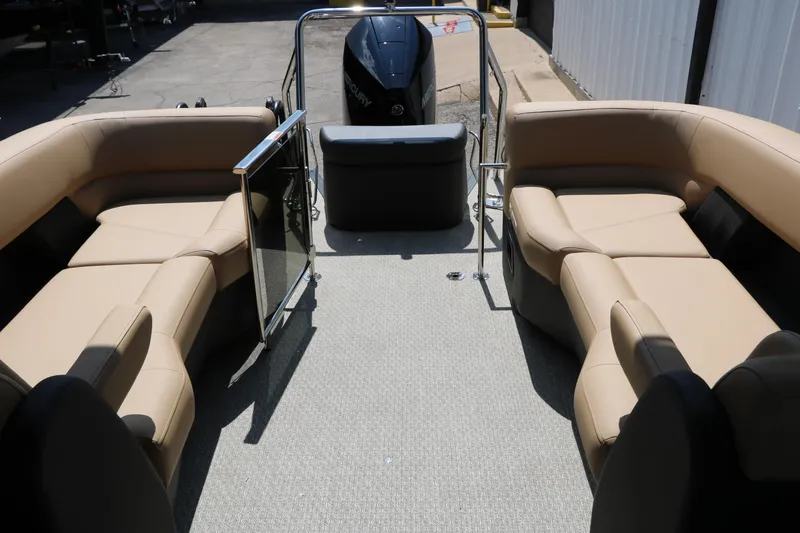 Slide: The Image of Interior of 2026 Evotti 725QL boat with beige seating and modern design. - 53